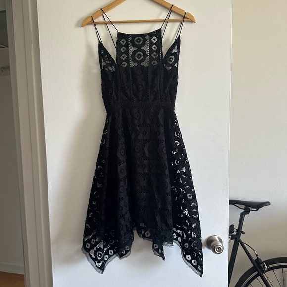 Free People Black Boho Just Like Honey Drape Hem Lace Mini Dress size 6 - Picture 8 of 14